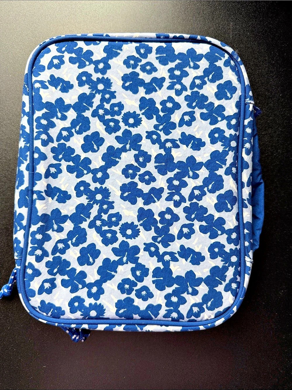 BAGSMART Floral Travel Cosmetic Bag in Blue & White Like New